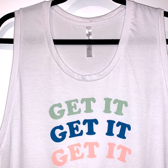 NWOT Fabletics Graphic Tank Top White Medium Oversized - Picture 2 of 9